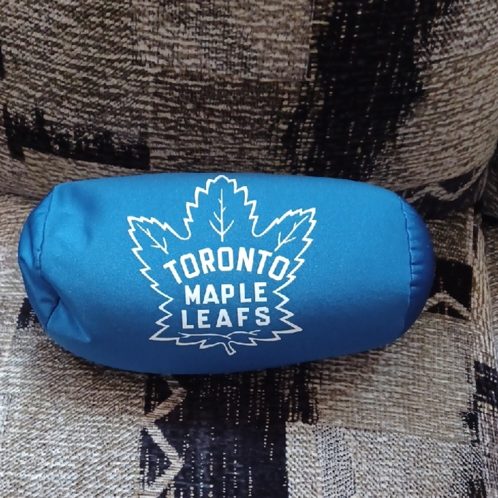 4/$60 Toronto Maple Leafs Blue Bean Bag Pillow